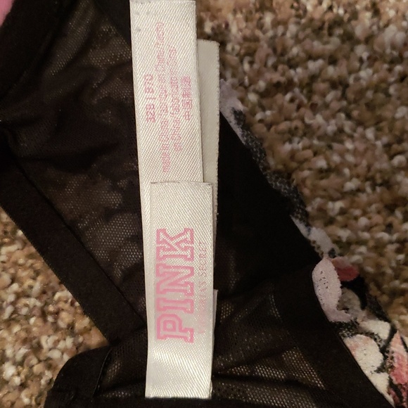 Victoria Secret Pink push up bra - Picture 3 of 4